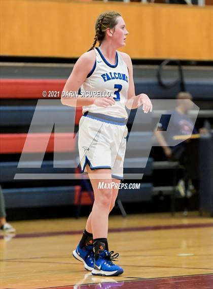 Thumbnail 1 in Highlands Ranch vs. Konawaena (Nike Tournament of Champions) photogallery.