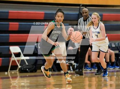 Thumbnail 1 in Highlands Ranch vs. Konawaena (Nike Tournament of Champions) photogallery.