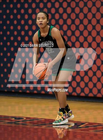 Thumbnail 1 in Highlands Ranch vs. Konawaena (Nike Tournament of Champions) photogallery.