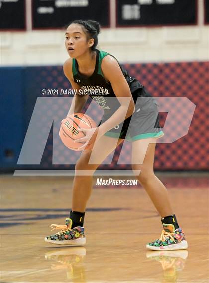 Thumbnail 3 in Highlands Ranch vs. Konawaena (Nike Tournament of Champions) photogallery.