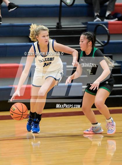 Thumbnail 2 in Highlands Ranch vs. Konawaena (Nike Tournament of Champions) photogallery.