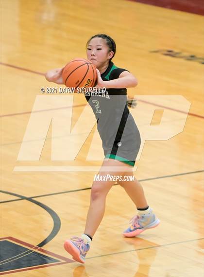 Thumbnail 3 in Highlands Ranch vs. Konawaena (Nike Tournament of Champions) photogallery.
