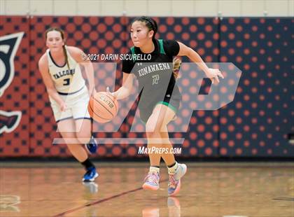 Thumbnail 2 in Highlands Ranch vs. Konawaena (Nike Tournament of Champions) photogallery.
