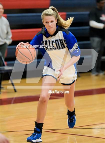 Thumbnail 2 in Highlands Ranch vs. Konawaena (Nike Tournament of Champions) photogallery.
