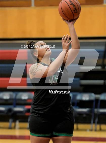 Thumbnail 2 in Highlands Ranch vs. Konawaena (Nike Tournament of Champions) photogallery.