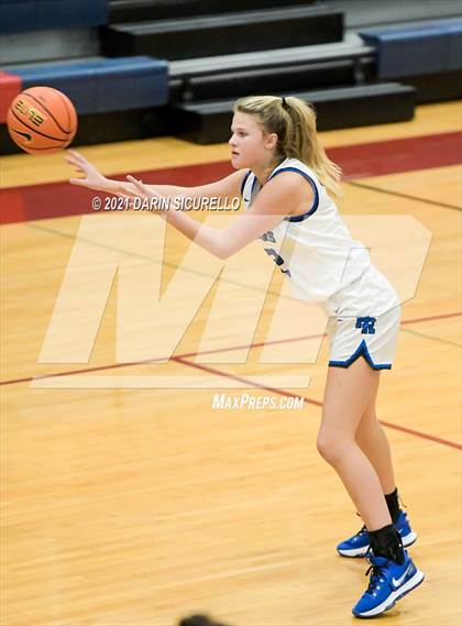 Thumbnail 1 in Highlands Ranch vs. Konawaena (Nike Tournament of Champions) photogallery.