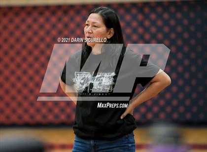 Thumbnail 2 in Highlands Ranch vs. Konawaena (Nike Tournament of Champions) photogallery.