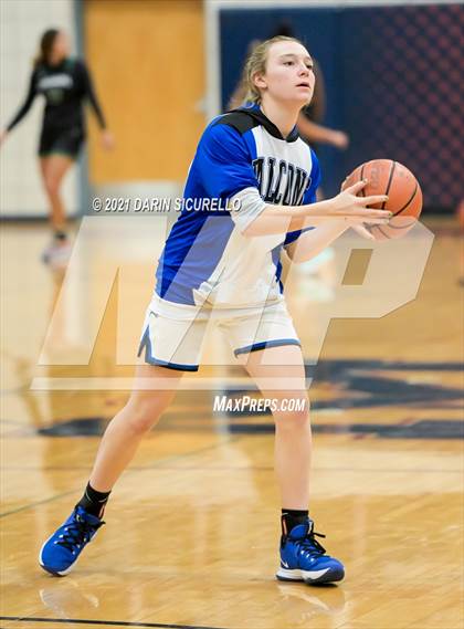 Thumbnail 2 in Highlands Ranch vs. Konawaena (Nike Tournament of Champions) photogallery.