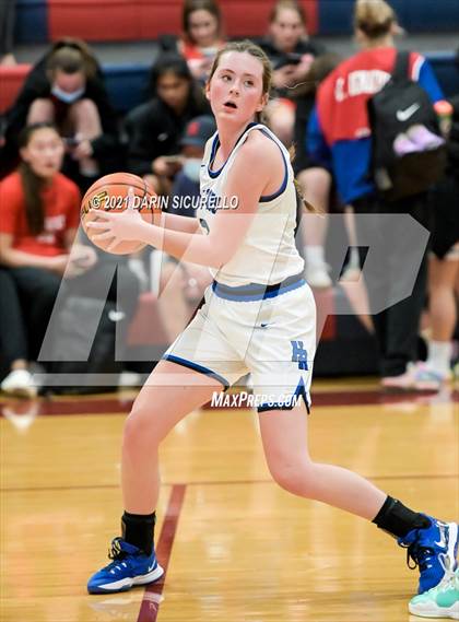 Thumbnail 1 in Highlands Ranch vs. Konawaena (Nike Tournament of Champions) photogallery.