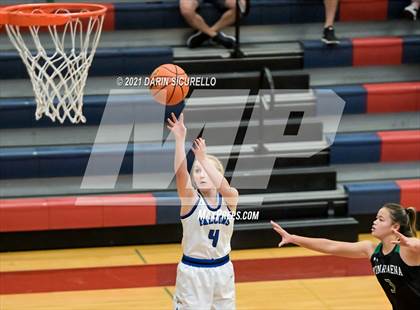 Thumbnail 3 in Highlands Ranch vs. Konawaena (Nike Tournament of Champions) photogallery.