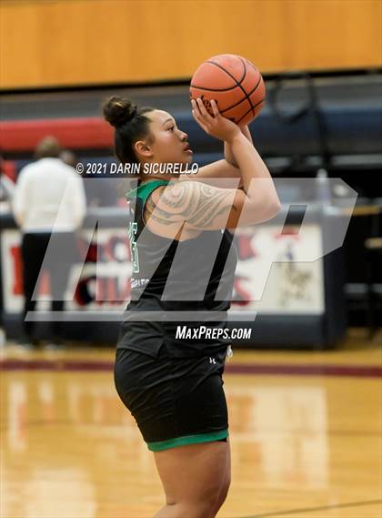 Thumbnail 1 in Highlands Ranch vs. Konawaena (Nike Tournament of Champions) photogallery.