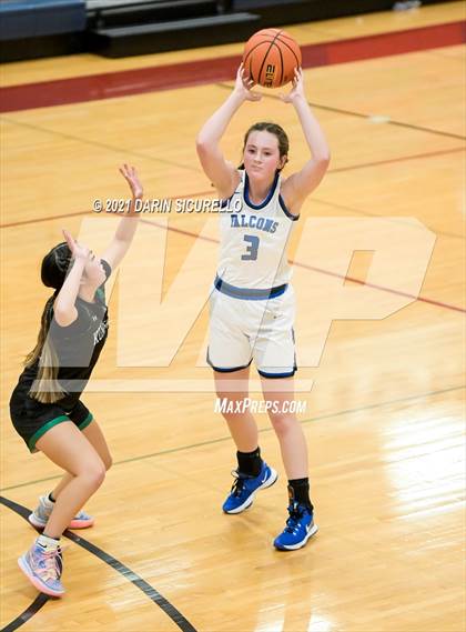 Thumbnail 1 in Highlands Ranch vs. Konawaena (Nike Tournament of Champions) photogallery.