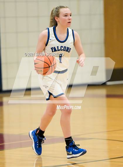 Thumbnail 3 in Highlands Ranch vs. Konawaena (Nike Tournament of Champions) photogallery.