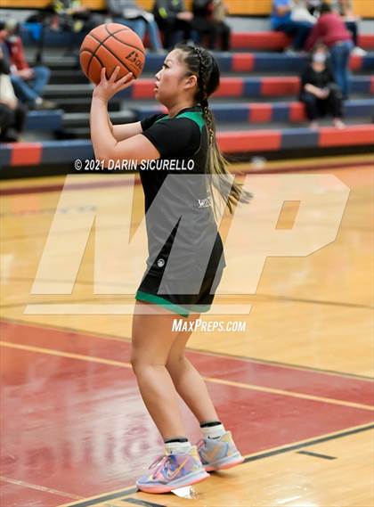 Thumbnail 1 in Highlands Ranch vs. Konawaena (Nike Tournament of Champions) photogallery.