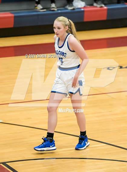 Thumbnail 3 in Highlands Ranch vs. Konawaena (Nike Tournament of Champions) photogallery.