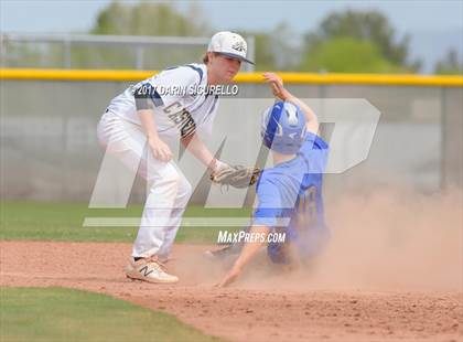 Thumbnail 3 in Casteel vs. Blanchet Catholic (Coach Bob Invitational) photogallery.