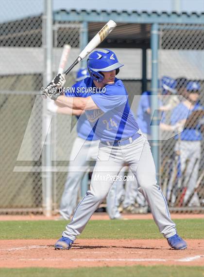 Thumbnail 2 in Casteel vs. Blanchet Catholic (Coach Bob Invitational) photogallery.