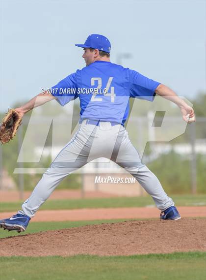 Thumbnail 2 in Casteel vs. Blanchet Catholic (Coach Bob Invitational) photogallery.