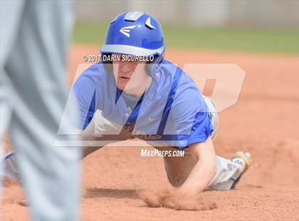 Thumbnail 3 in Casteel vs. Blanchet Catholic (Coach Bob Invitational) photogallery.