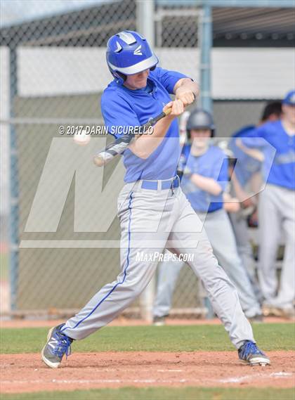 Thumbnail 3 in Casteel vs. Blanchet Catholic (Coach Bob Invitational) photogallery.