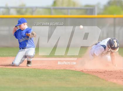 Thumbnail 2 in Casteel vs. Blanchet Catholic (Coach Bob Invitational) photogallery.