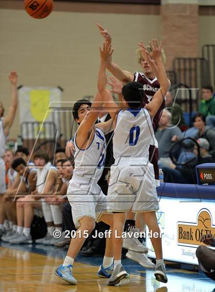 Thumbnail 1 in Lockhart @ Tivy photogallery.