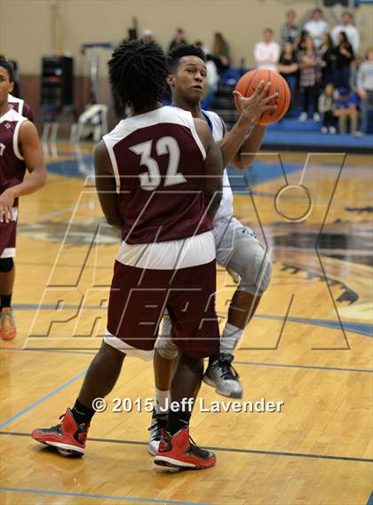 Thumbnail 3 in Lockhart @ Tivy photogallery.