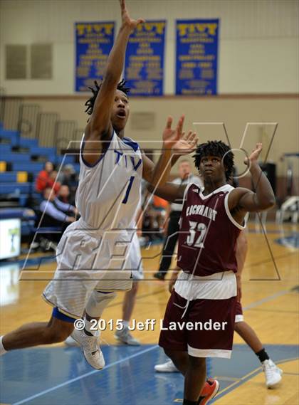 Thumbnail 1 in Lockhart @ Tivy photogallery.