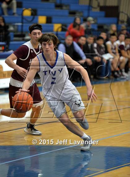 Thumbnail 1 in Lockhart @ Tivy photogallery.