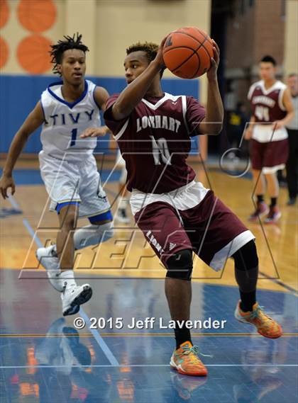 Thumbnail 1 in Lockhart @ Tivy photogallery.