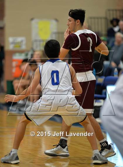 Thumbnail 3 in Lockhart @ Tivy photogallery.