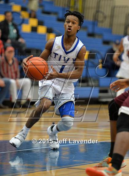 Thumbnail 1 in Lockhart @ Tivy photogallery.