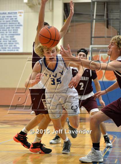 Thumbnail 3 in Lockhart @ Tivy photogallery.