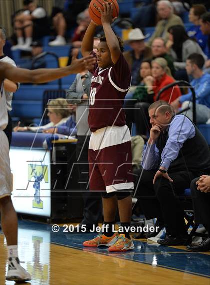 Thumbnail 2 in Lockhart @ Tivy photogallery.