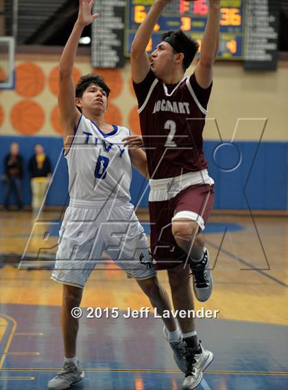Thumbnail 2 in Lockhart @ Tivy photogallery.