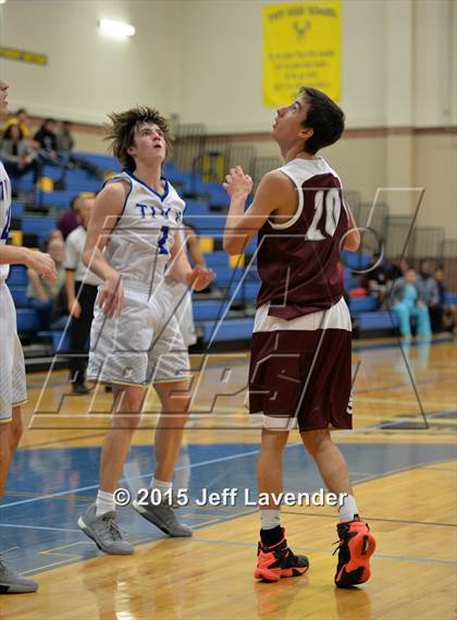 Thumbnail 2 in Lockhart @ Tivy photogallery.