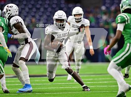 Thumbnail 3 in Cuero vs. Silsbee (UIL 4A Div 2 Region 3 Final) photogallery.