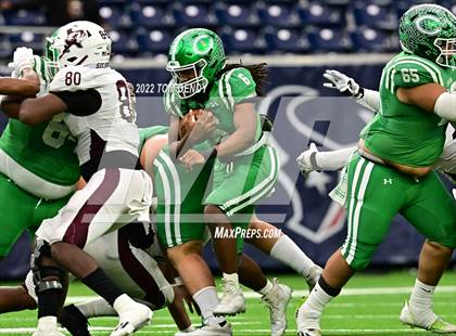 Thumbnail 2 in Cuero vs. Silsbee (UIL 4A Div 2 Region 3 Final) photogallery.