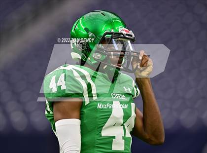 Thumbnail 2 in Cuero vs. Silsbee (UIL 4A Div 2 Region 3 Final) photogallery.