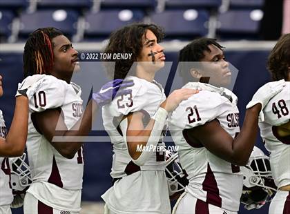 Thumbnail 2 in Cuero vs. Silsbee (UIL 4A Div 2 Region 3 Final) photogallery.