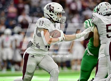 Thumbnail 2 in Cuero vs. Silsbee (UIL 4A Div 2 Region 3 Final) photogallery.