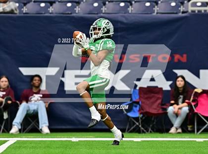 Thumbnail 2 in Cuero vs. Silsbee (UIL 4A Div 2 Region 3 Final) photogallery.