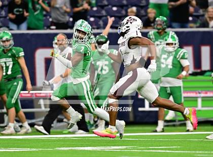 Thumbnail 3 in Cuero vs. Silsbee (UIL 4A Div 2 Region 3 Final) photogallery.