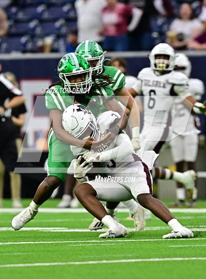 Thumbnail 3 in Cuero vs. Silsbee (UIL 4A Div 2 Region 3 Final) photogallery.