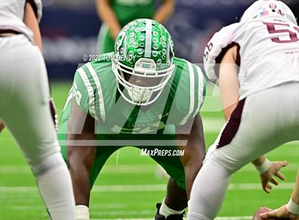Thumbnail 2 in Cuero vs. Silsbee (UIL 4A Div 2 Region 3 Final) photogallery.