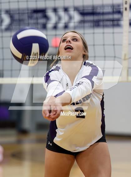 Thumbnail 3 in Howe @ Bonham photogallery.