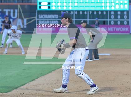 Thumbnail 2 in Kingwood Park vs. Liberty Hill (UIL Baseball 5A D2 Semifinal) photogallery.
