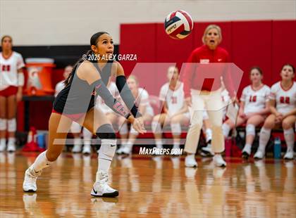 Thumbnail 2 in Canyon vs. Clark photogallery.