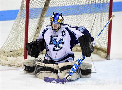 Thumbnail 2 in Daniel Hand vs. East Catholic (CIAC DII Semifinal) photogallery.