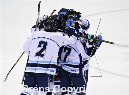 Thumbnail 2 in Daniel Hand vs. East Catholic (CIAC DII Semifinal) photogallery.